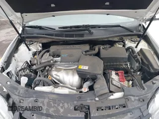 2017 Toyota Camry XLE z VIN 4T1BF1FKXHU797542, wystawiony jako IAAI lot #42374500 z przebiegiem 49 983 mil mil oraz . Historia ofert i sprzedaży dostępna na DreamBid. Obrazek 10.
