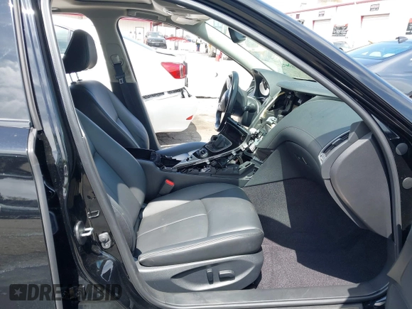 2020 Infiniti Q50 Luxe with VIN JN1EV7AP6LM204443, listed as a IAAI auction lot 42039728 with 58,745 mi miles and . Bid and sale history available at DreamBid. Image 5.