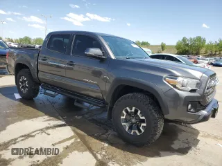 2017 Toyota Tacoma SR5 z VIN 3TMCZ5AN6HM060416, wystawiony jako Copart lot #56697175 z przebiegiem 120 029 mil mil oraz Szkoda całkowita • Salvage title. Historia ofert i sprzedaży dostępna na DreamBid. Obrazek 4.