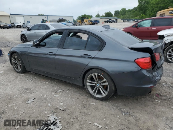 2013 BMW 3 Series 328i z VIN WBA3A5C59DF352539, wystawiony jako Copart lot #55279645 z przebiegiem 119 870 mil mil oraz Czysty tytuł • Clean title. Historia ofert i sprzedaży dostępna na DreamBid. Obrazek 2.