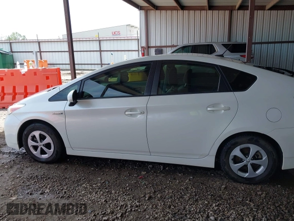 2015 Toyota Prius Four z VIN JTDKN3DU9F1889635, wystawiony jako IAAI lot #42189280 z przebiegiem 119 652 mil mil oraz . Historia ofert i sprzedaży dostępna na DreamBid. Obrazek 15.