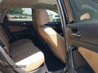 2020 Volkswagen Jetta SEL z VIN 3VWEB7BU2LM052964, wystawiony jako IAAI lot #42316780 z przebiegiem 79 929 mil mil oraz . Historia ofert i sprzedaży dostępna na DreamBid. Obrazek 8.