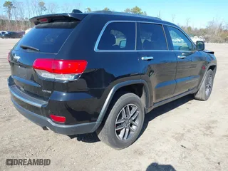 2019 Jeep Grand Cherokee Limited with VIN 1C4RJFBGXKC667340, listed as a IAAI auction lot 41482493 with 69,600 mi miles. Bid and sale history available at carsss.com. Image 4.