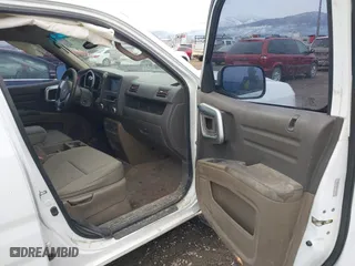 2008 Honda Ridgeline RTX with VIN 2HJYK16318H527181, listed as a IAAI auction lot 41777517 with 231,613 mi miles. Bid and sale history available at carsss.com. Image 5.