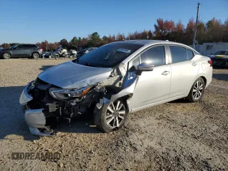 2021 Nissan Versa SV z VIN 3N1CN8EV2ML809187, wystawiony jako Copart lot #83401894 z przebiegiem 29 449 mil mil oraz Szkoda całkowita • Salvage title. Historia ofert i sprzedaży dostępna na DreamBid. Obrazek 1.