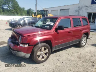 2015 Jeep Patriot Sport with VIN 1C4NJRBB5FD239678, listed as a Copart auction lot 61937455 with 211,165 mi miles and Salvage title. Bid and sale history available at DreamBid. Image 1.