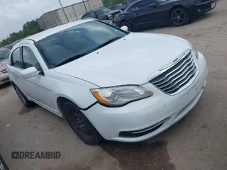 2013 Chrysler 200 LX with VIN 1C3CCBAB3DN641043, listed as a IAAI auction lot 41960538 with 187,596 mi miles. Bid and sale history available at carsss.com. Image 1.