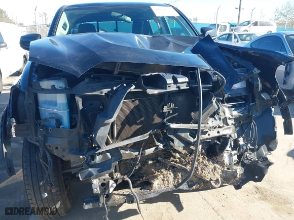 2017 Toyota Tacoma SR with VIN 5TFAX5GN5HX095074, listed as a IAAI auction lot 41814654 with 120,782 mi miles. Bid and sale history available at carsss.com. Image 6.