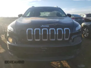 2015 Jeep Cherokee Latitude with VIN 1C4PJMCB8FW734732, listed as a Copart auction lot 43837355 with 132,097 mi miles and Salvage Title. Bid and sale history available at carsss.com. Image 5.