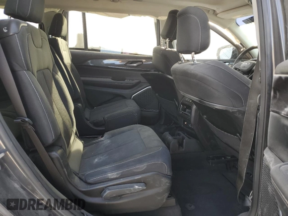 2022 Jeep Grand Cherokee Altitude with VIN 1C4RJJAG8N8635580, listed as a Copart auction lot 84526644 with 45,848 mi miles and Salvage title. Bid and sale history available at DreamBid. Image 11.