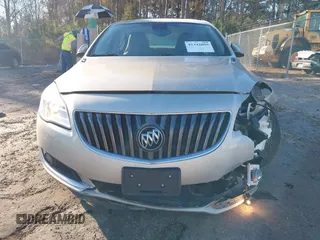 2015 Buick Regal Premium I z VIN 2G4GP5EX1F9177454, wystawiony jako IAAI lot #41342895 z przebiegiem 170 968 mil mil oraz . Historia ofert i sprzedaży dostępna na DreamBid. Obrazek 17.