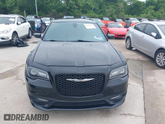 2021 Chrysler 300 with VIN 2C3CCABG8MH524121, listed as a IAAI auction lot 42119886 with 84,593 mi miles. Bid and sale history available at carsss.com. Image 12.