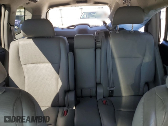 2013 Toyota Highlander Limited z VIN JTEDC3EH4D2018824, wystawiony jako Copart lot #49459795 z przebiegiem Nie podano mil oraz Szkoda całkowita • Salvage title. Historia ofert i sprzedaży dostępna na DreamBid. Obrazek 10.