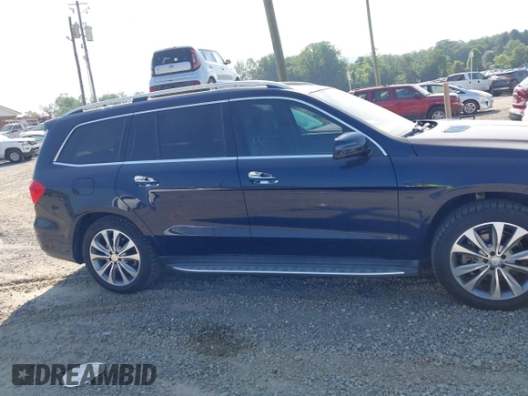 2014 Mercedes-Benz GL 450 с VIN 4JGDF7CE6EA325717, выставлен на аукционе IAAI как лот 42567112 с пробегом 131 186 миль миль и . История ставок и продаж доступна на DreamBid. Изображение 13.