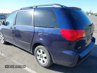 2007 Toyota Sienna CE with VIN 5TDZK23C87S080688, listed as a IAAI auction lot 42125196 with 189,427 mi miles. Bid and sale history available at carsss.com. Image 3.