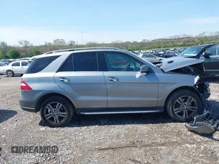 2012 Mercedes-Benz M ML 350 with VIN 4JGDA5HB3CA029777, listed as a IAAI auction lot 41905904 with 64,588 mi miles. Bid and sale history available at carsss.com. Image 14.