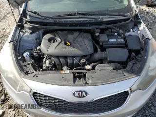 2016 Kia Forte EX z VIN KNAFX4A87G5528162, wystawiony jako Copart lot #49631115 z przebiegiem 134 796 mil mil oraz Szkoda całkowita • Salvage title. Historia ofert i sprzedaży dostępna na DreamBid. Obrazek 11.