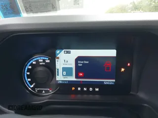 2023 Ford Bronco с VIN 1FMDE5CH6PLC11404, выставлен на аукционе IAAI как лот 42274412 с пробегом 5 243 миль миль и . История ставок и продаж доступна на DreamBid. Изображение 7.