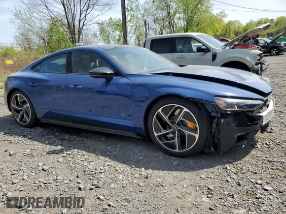 2023 Audi RS e-tron GT z VIN WAUBHBFW7P7903740, wystawiony jako Copart lot #55556935 z przebiegiem 8358 mil mil oraz Szkody całkowita. Historia ofert i sprzedaży dostępna na DreamBid. Obrazek 4.