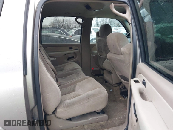 2003 Chevrolet Suburban LT z VIN 3GNFK16Z23G208162, wystawiony jako IAAI lot #41508649 z przebiegiem 329 695 mil mil oraz . Historia ofert i sprzedaży dostępna na DreamBid. Obrazek 8.