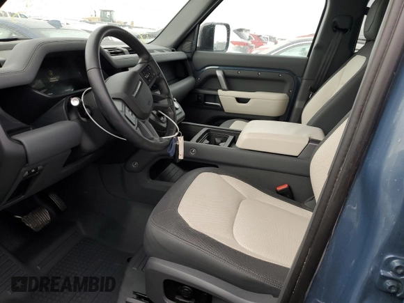 2024 Land Rover Defender X-Dynamic SE with VIN SALE27EU6R2262247, listed as a Copart auction lot 74913584 with 1,252 mi miles and Non Repairable. Bid and sale history available at carsss.com. Image 7.