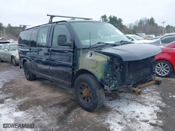 2009 Chevrolet Express Cargo Van with VIN 1GCFG15X991147555, listed as a IAAI auction lot 41548683 with 196,201 mi miles. Bid and sale history available at carsss.com. Image 1.