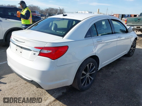 2011 Chrysler 200 S with VIN 1C3BC8FG4BN567678, listed as a IAAI auction lot 41477300 with 182,160 mi miles and . Bid and sale history available at DreamBid. Image 4.