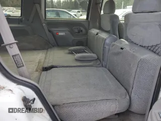 1997 GMC Yukon with VIN 1GKEK13R5VJ762200, listed as a Copart auction lot 47579745 with 165,573 mi miles and Clean Title. Bid and sale history available at carsss.com. Image 11.