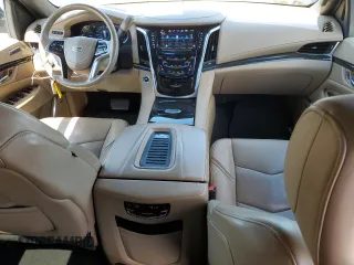 2018 Cadillac Escalade Platinum z VIN 1GYS4DKJ4JR376654, wystawiony jako Copart lot #57329564 z przebiegiem 38 172 mil mil oraz Szkoda całkowita • Salvage title. Historia ofert i sprzedaży dostępna na DreamBid. Obrazek 8.