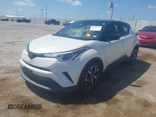 2019 Toyota C-HR XLE z VIN JTNKHMBX8K1061351, wystawiony jako IAAI lot #42053354 z przebiegiem 76 000 mil mil oraz . Historia ofert i sprzedaży dostępna na DreamBid. Obrazek 17.