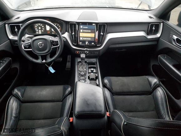 2018 Volvo XC60 R-Design with VIN YV4A22RM0J1047067, listed as a Copart auction lot 88360895 with 62,658 mi miles and Salvage Title. Bid and sale history available at carsss.com. Image 8.