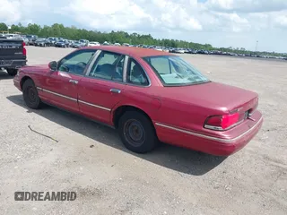 1995 Ford Crown Victoria с VIN 2FALP73W7SX173882, выставлен на аукционе IAAI как лот 42459860 с пробегом 125 958 миль миль и . История ставок и продаж доступна на DreamBid. Изображение 3.