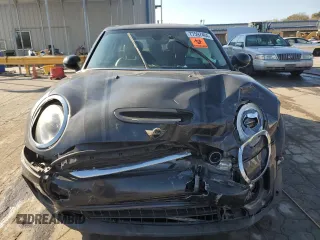 2018 MINI Clubman Cooper S with VIN WMWLN9C57J2E50986, listed as a Copart auction lot 77597404 with 107,606 mi miles and Salvage Title. Bid and sale history available at carsss.com. Image 5.