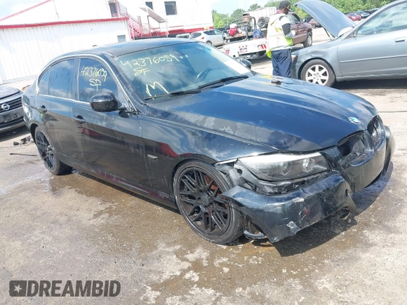 2011 BMW 3 Series 328i with VIN WBAPH5G55BNM81646, listed as a IAAI auction lot 42376059 with 116,318 mi miles and . Bid and sale history available at DreamBid. Image 1.