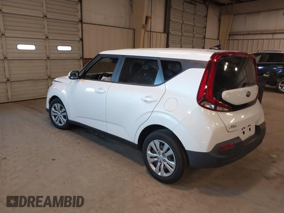 2020 Kia Soul LX with VIN KNDJ23AU7L7709151, listed as a IAAI auction lot 41357284 with 24,230 mi miles. Bid and sale history available at carsss.com. Image 3.