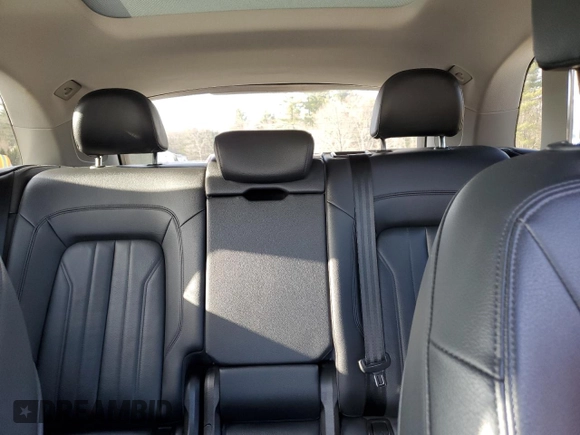 2018 Audi Q5 Premium Plus with VIN WA1BNAFY0J2110561, listed as a Copart auction lot 49901515 with 68,300 mi miles and Salvage Title. Bid and sale history available at carsss.com. Image 10.