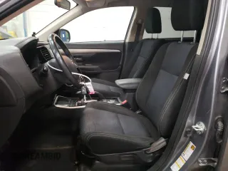 2017 Mitsubishi Outlander ES с VIN JA4AD2A33HZ015719, выставлен на аукционе Copart как лот 53526245 с пробегом 119 681 миль миль и Списание • Salvage title. История ставок и продаж доступна на DreamBid. Изображение 7.