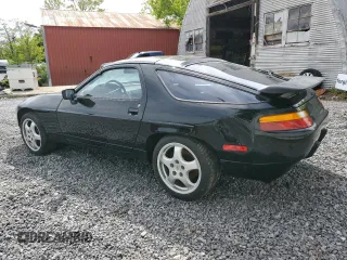 1988 Porsche 928 z VIN WP0JB0921JS860322, wystawiony jako Copart lot #58960975 z przebiegiem 136 427 mil mil oraz Szkody całkowita. Historia ofert i sprzedaży dostępna na DreamBid. Obrazek 2.