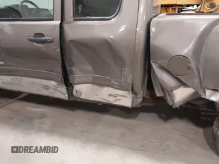 2012 GMC Sierra 1500 SLE z VIN 1GTR2VE73CZ220060, wystawiony jako IAAI lot #41499865 z przebiegiem 217 125 mil mil oraz . Historia ofert i sprzedaży dostępna na DreamBid. Obrazek 6.