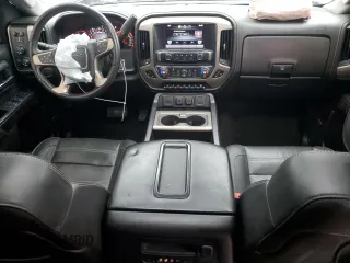 2015 GMC Sierra 2500HD available WiFi Denali with VIN 1GT120E89FF649153, listed as a Copart auction lot 43949515 with 189,518 mi miles and Salvage Title. Bid and sale history available at carsss.com. Image 8.