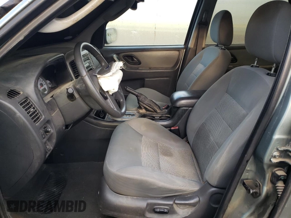 2006 Ford Escape XLT with VIN 1FMYU93176KB78724, listed as a Copart auction lot 52133775 with 160,977 mi miles and Salvage Title. Bid and sale history available at carsss.com. Image 7.