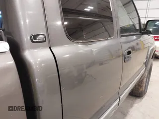 2000 Chevrolet Silverado 1500 LT with VIN 1GCEK19T6YE150552, listed as a IAAI auction lot 41748185 with 259,298 mi miles and . Bid and sale history available at DreamBid. Image 14.