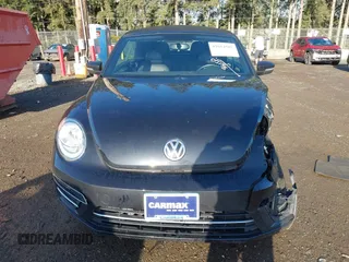 2018 Volkswagen Beetle S with VIN 3VW5DAAT5JM515743, listed as a IAAI auction lot 42014567 with Not Provided miles and . Bid and sale history available at DreamBid. Image 13.