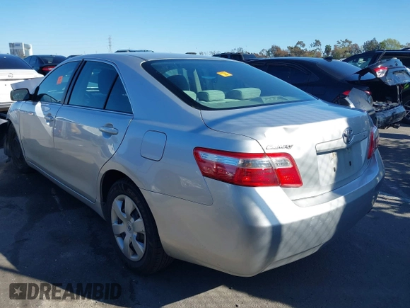2008 Toyota Camry LE with VIN 4T1BE46K58U208465, listed as a IAAI auction lot 41829764 with 1 mi miles. Bid and sale history available at carsss.com. Image 3.