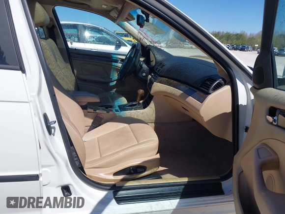 2003 BMW 3 Series 325i with VIN WBAET37403NJ38665, listed as a IAAI auction lot 41725205 with 267,000 mi miles and . Bid and sale history available at DreamBid. Image 5.