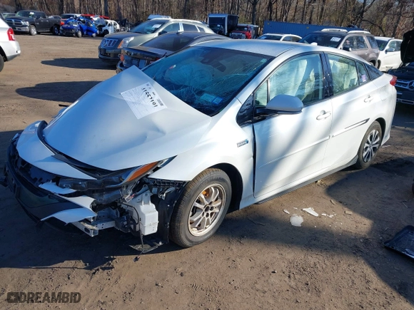 2020 Toyota Prius Prime LE with VIN JTDKARFP1L3127406, listed as a IAAI auction lot 41552191 with NaN miles. Bid and sale history available at carsss.com. Image 17.