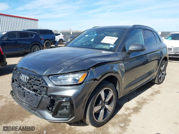 2022 Audi Q5 S line Premium Plus with VIN WA1EAAFY1N2051017, listed as a IAAI auction lot 41348030 with 25,942 mi miles. Bid and sale history available at carsss.com. Image 17.