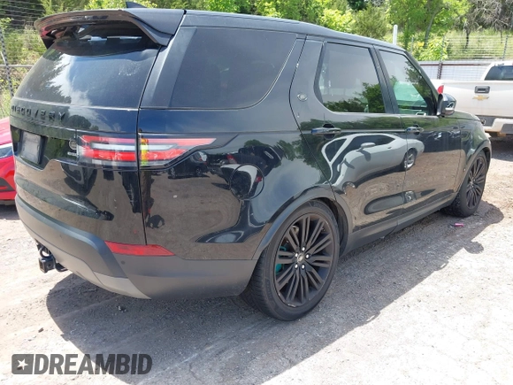 2017 Land Rover Discovery HSE z VIN SALRRBBV1HA021519, wystawiony jako IAAI lot #42234700 z przebiegiem Nie podano mil oraz . Historia ofert i sprzedaży dostępna na DreamBid. Obrazek 4.