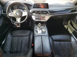 2021 BMW 7 Series 740i with VIN WBA7T2C04MCF75736, listed as a Copart auction lot 70549533 with 70,829 mi miles. Bid and sale history available at carsss.com. Image 8.
