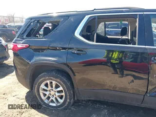2019 Chevrolet Traverse LT Cloth with VIN 1GNEVGKW1KJ193586, listed as a IAAI auction lot 42044908 with 137,823 mi miles. Bid and sale history available at carsss.com. Image 21.